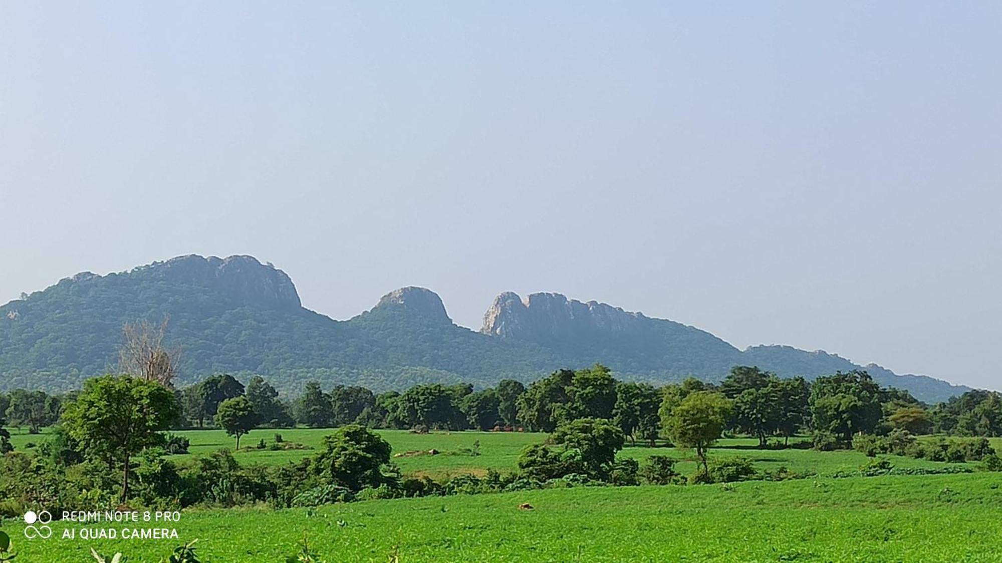 Abhiram Homestay Khajurāho Buitenkant foto