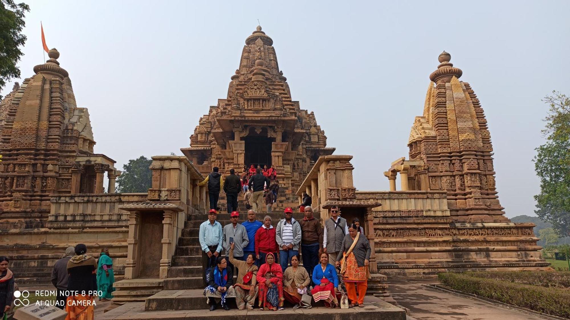 Abhiram Homestay Khajurāho Buitenkant foto