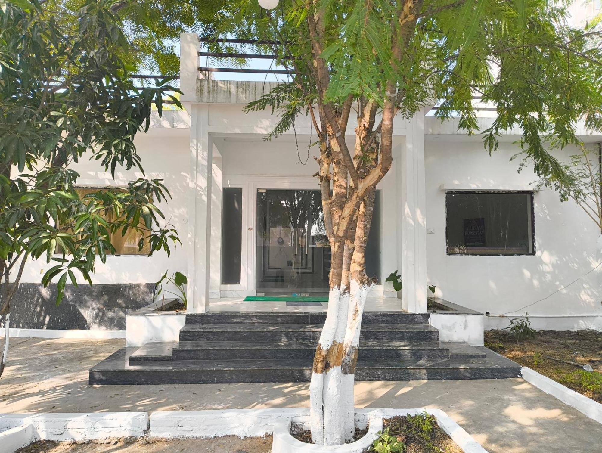 Abhiram Homestay Khajurāho Buitenkant foto